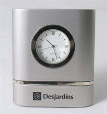 金属台钟 时间艺术与空间装饰的完美融合