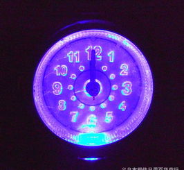 创意三合一多功能台灯 台灯·夜灯·闹钟的完美结合
